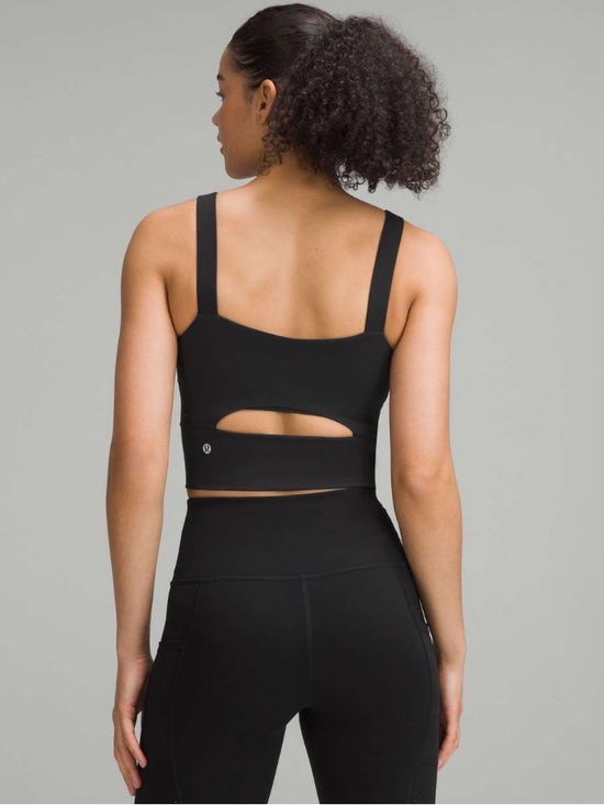 lululemon athletica Tops - Lululemon Wunder Train Straight Strap Tank Top EUC Sz 8